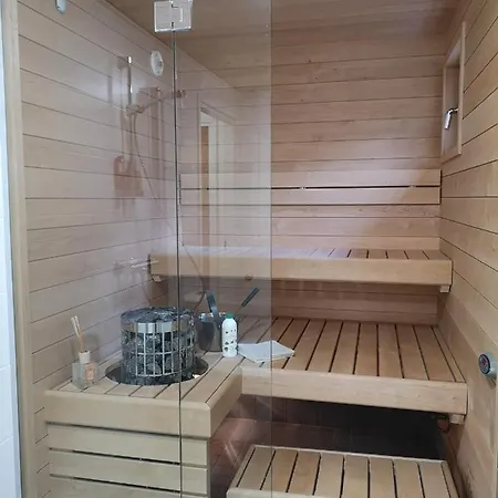 & Forest Relax With Private Sauna & Garden Δωμάτια σε οικογενειακή κατοικία Εσπού
