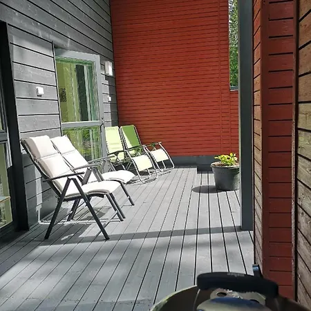 Δωμάτια σε οικογενειακή κατοικία & Forest Relax With Private Sauna & Garden